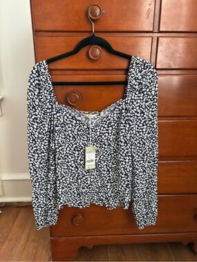 Boden Navy and White Floral Square-Neck Peasant Blouse